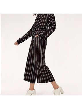 Aritzia Wilfred Faun wide leg crop pant